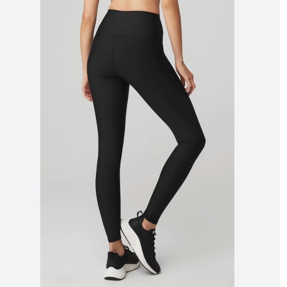 ALO Yoga High-Waisted Airlift Leggings